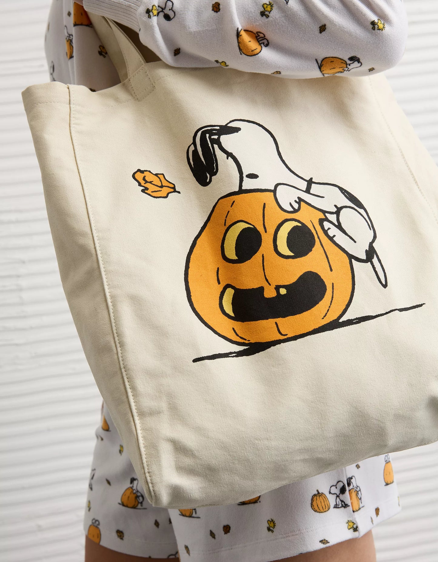 PRE ORDER-AE Snoopy Halloween Canvas Tote Bag