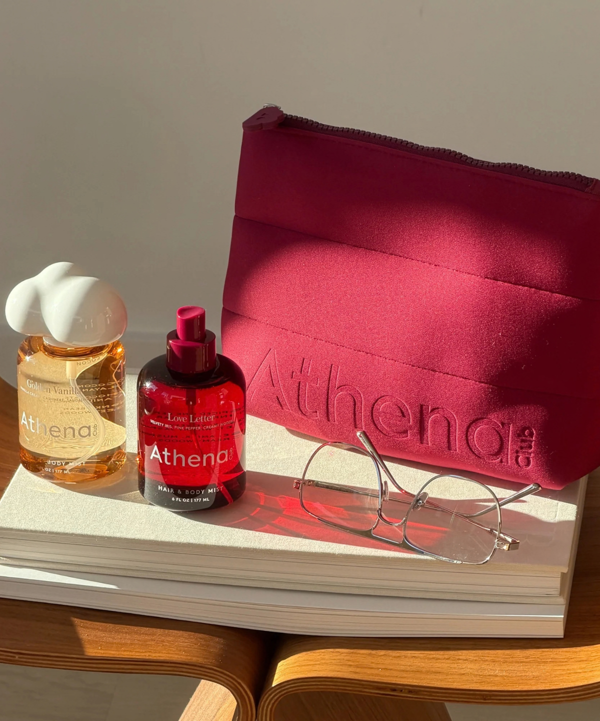 Athena Club Cloud Pouch Love Letter | variant:love-letter