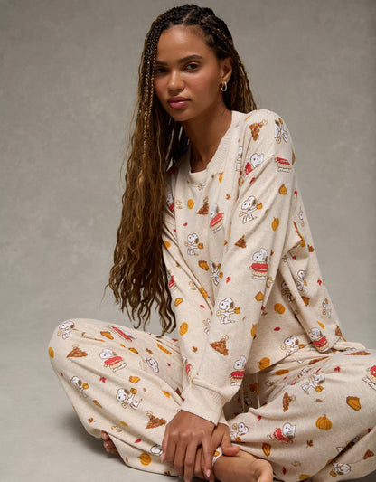 PRE ORDER-AE Luxe Plush Snoopy Fall Long-Sleeve & Pant PJ Set