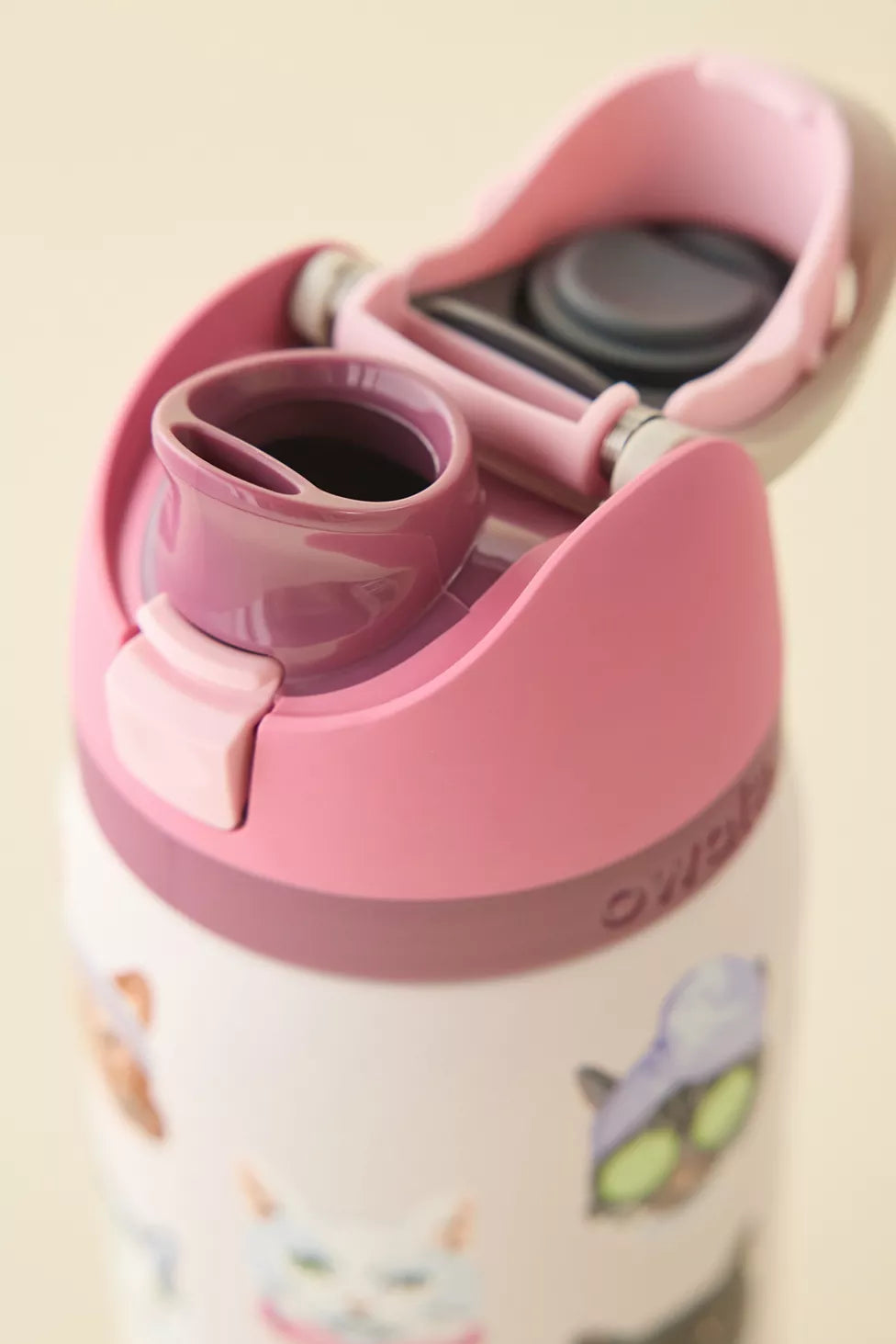 PRE ORDER-Owala UO Exclusive Cat Collage FreeSip 32 oz Water Bottle