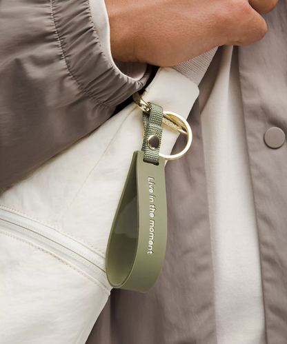 Lululemon Silicone Keychain (llavero de silicón)