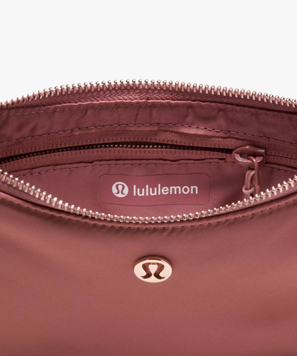 Lululemon City Essentials Mini Shoulder Bag 1L (bolsa de hombro mini)