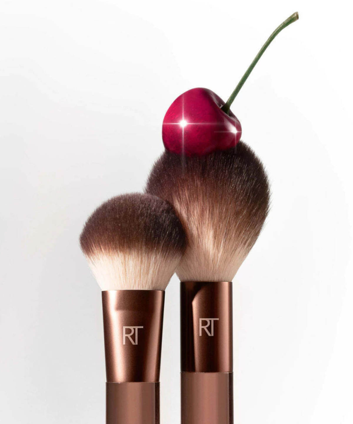 Real Techniques Limited Edition Cherry On Top It’s All Blush Brush (brocha doble para rubor)