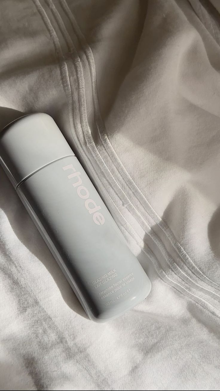 Glazing Milk Ceramide Facial Essence