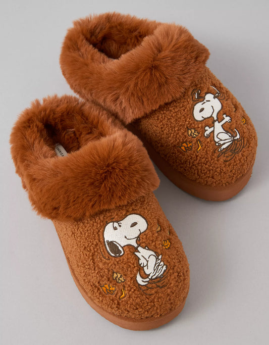PRE ORDER-AE Snoopy Fall Scuff Slipper