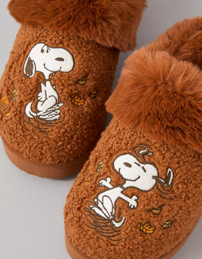 PRE ORDER-AE Snoopy Fall Scuff Slipper