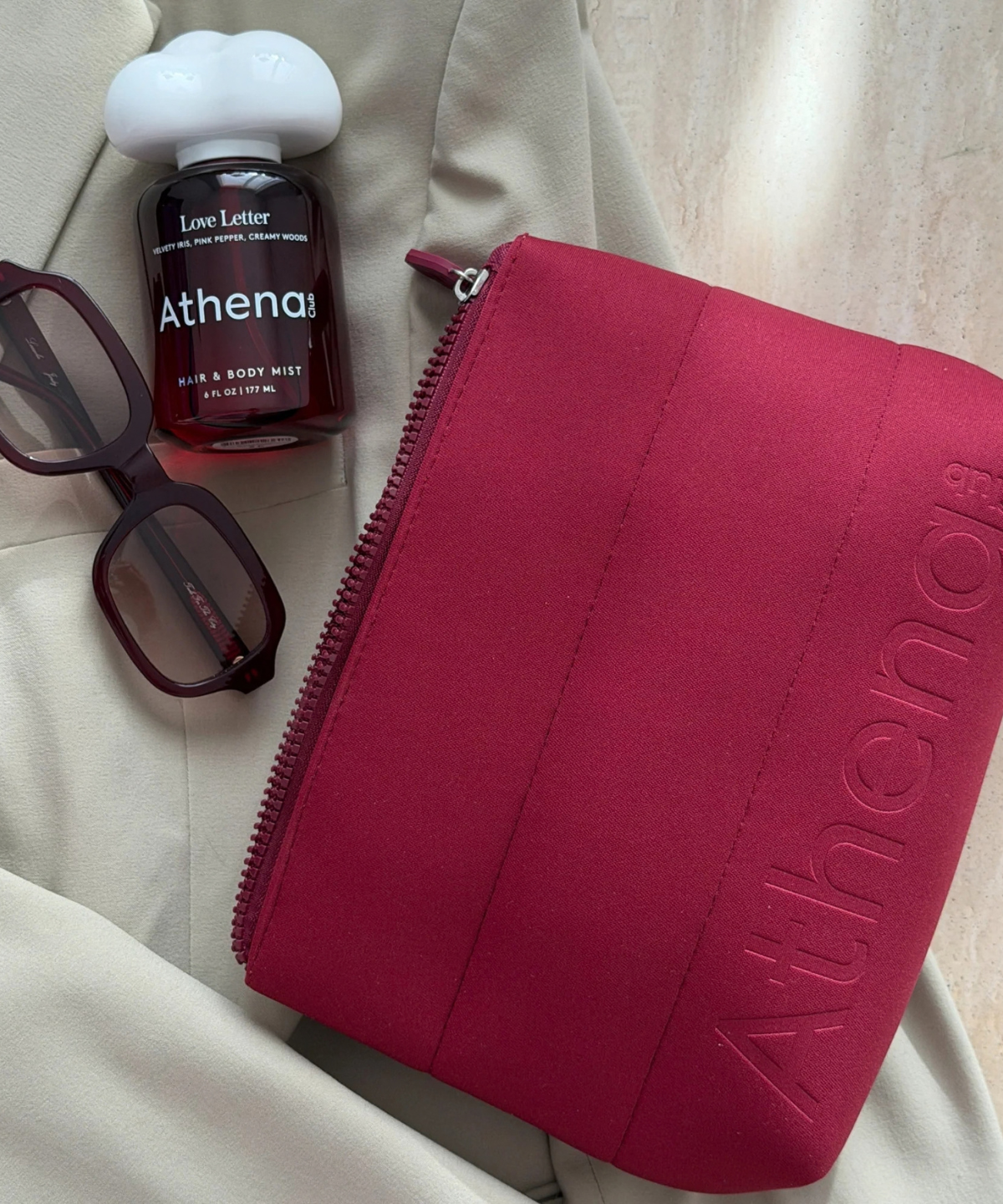 Athena Club Cloud Pouch Love Letter | variant:love-letter