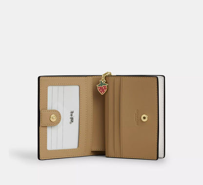 PRE ORDER-Snap Wallet