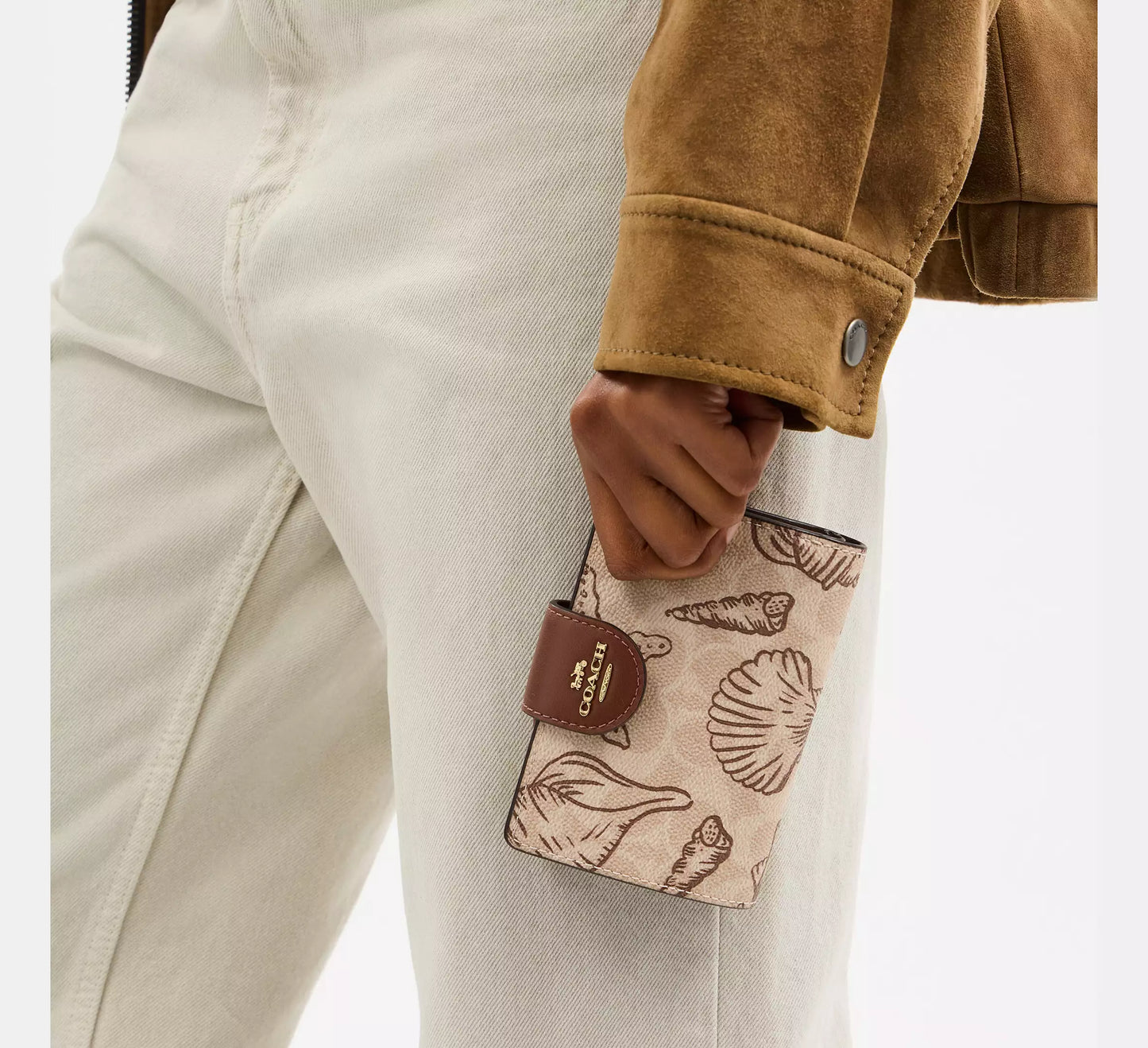 PRE ORDER-Medium Corner Zip Wallet