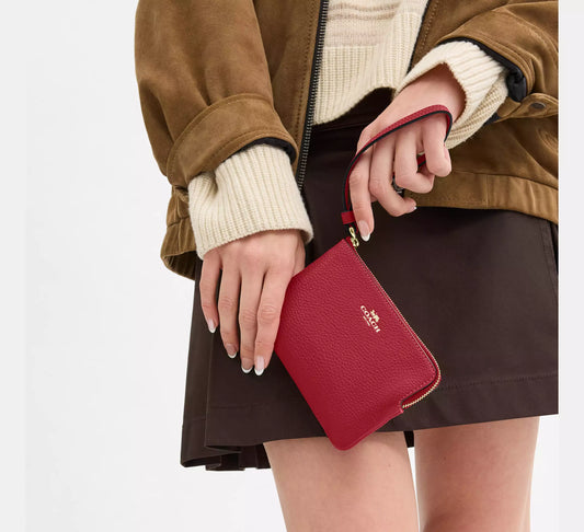 Corner Zip Wristlet