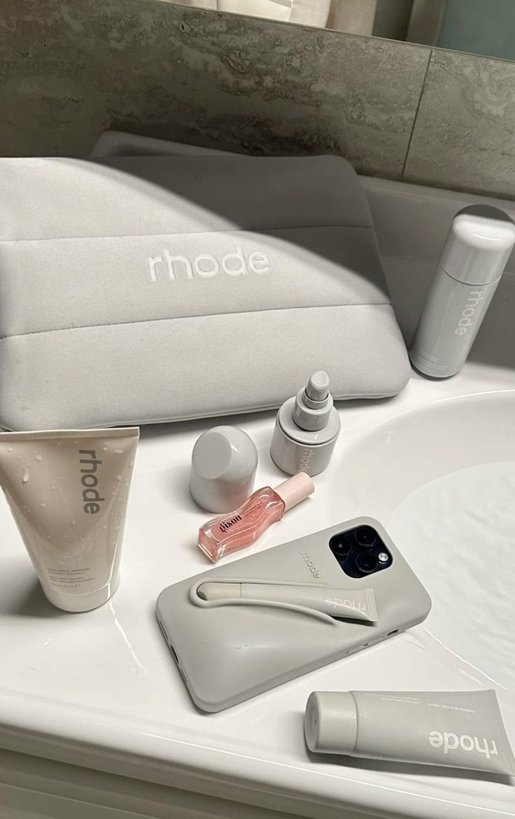 Glazing Milk Ceramide Facial Essence