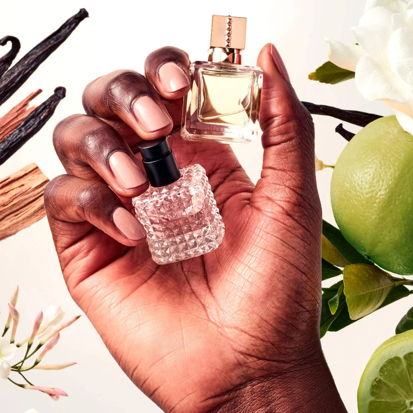 PRE ORDER-Mini Donna Born In Roma & Voce Viva Perfume Set