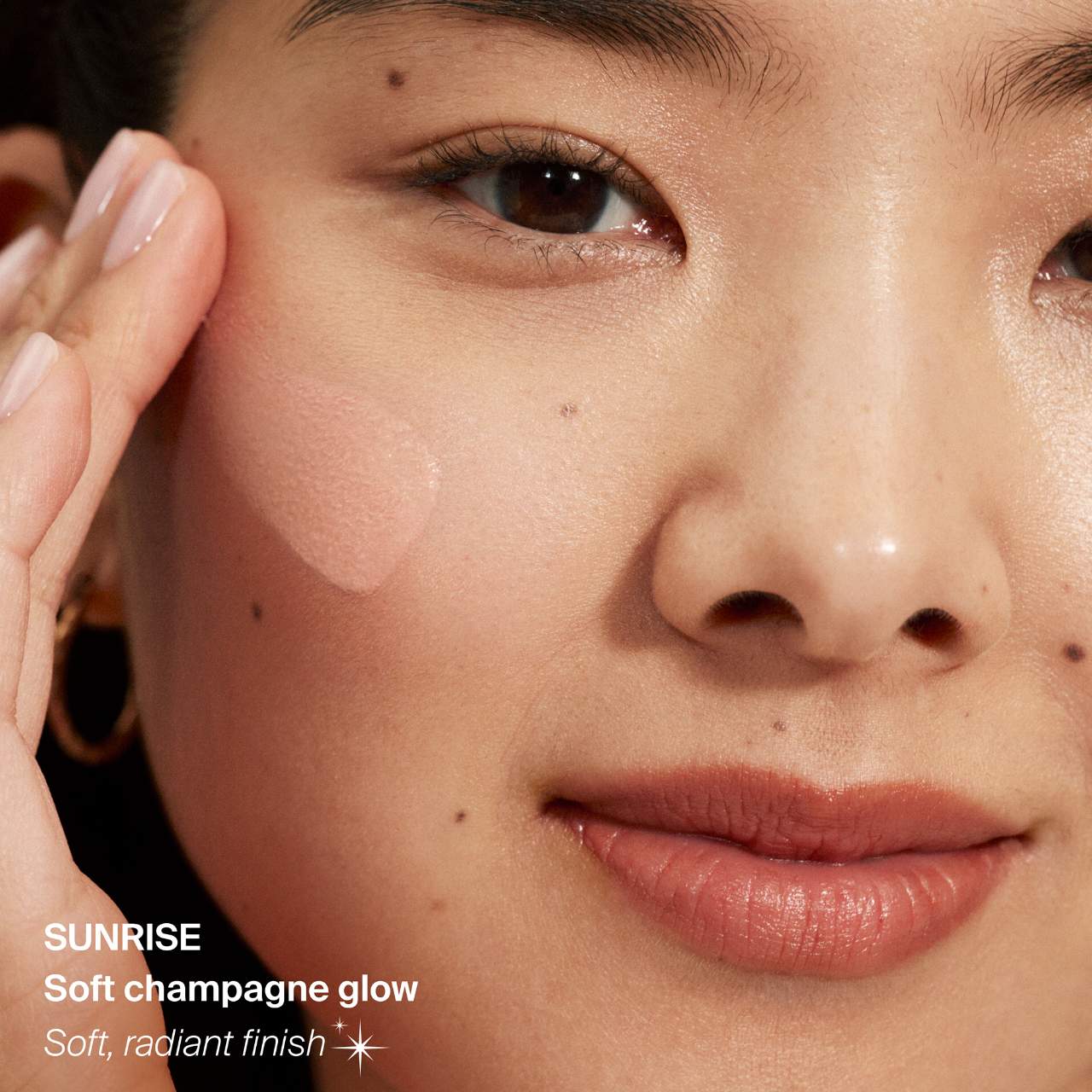 PRE ORDER-Glowscreen Soft-Radiance Drops Mineral SPF 40